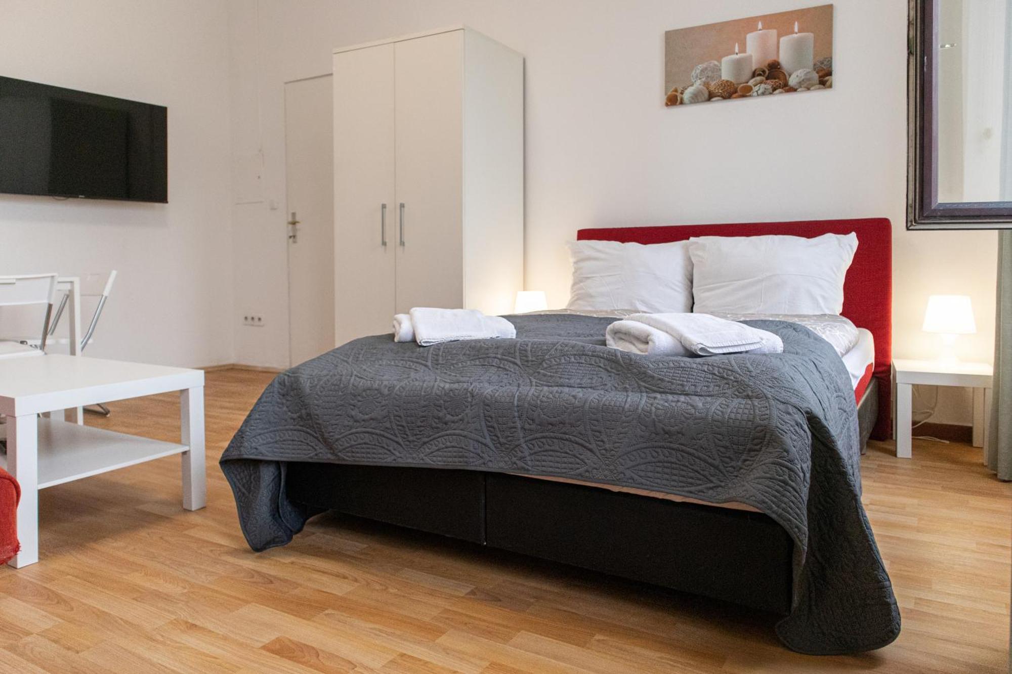 Homelike 2Br Apt. @Millenium Tower/Danube River 비엔나 외부 사진